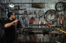 Mengintip Proses Produksi...