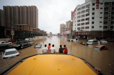 Banjir Dahsyat di Henan...