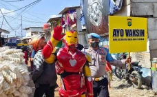 Vaksinasi Anak, Polisi,...