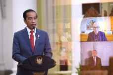 Presiden Jokowi Buka...