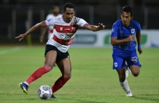 Madura United Bungkam...