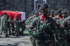 Pemakaman Prajurit TNI...