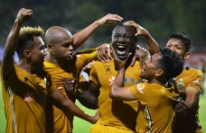 Liga 1 Indonesia : Bhayangkara...