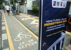 Penutupan Jalur Pedestrian...