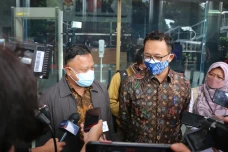 Komnas HAM Periksa Bupati...