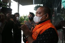 Pemeriksaan Bupati Langkat...