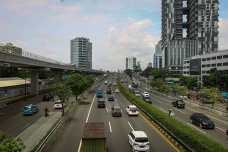 Rencana Kenaikan Tarif...