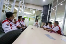 Partai Perindo Turun...