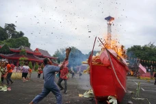 Tradisi Ritual Ciswak...