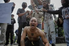 Aksi Tuntut Pengusutan...