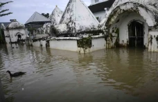 Penampakan Pemakaman...