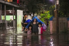 Banjir Rendam Permukiman...