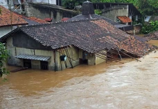 Penampakan Banjir Setinggi...