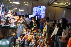 Berburu Mainan di Jakarta...