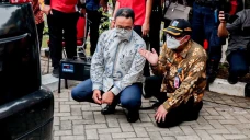 Anies Baswedan Tinjau...