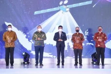 Sediakan Akses Internet...
