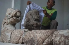 Warga Tulungagung Temukan...
