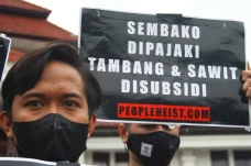 Aksi Kritisi Wacana...