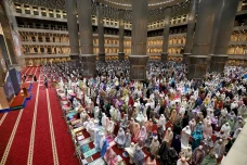 Begini Suasana Hari...