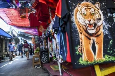 160 PKL Petak Sembilan...