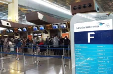 Trafik Penerbangan Garuda...