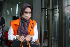 Sidang Lanjutan Bupati...