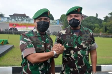 Mayjen TNI Widi Prasetijono...