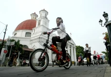 Komunitas Diajeng Gowes...