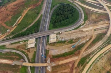 Tol Japek II Selatan...