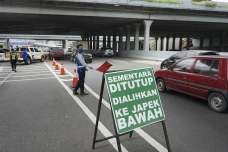 Jalan Tol Layang MBZ...