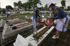 Ziarah di Makam Pahlawan...