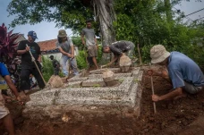 Begini Proses Pembongkaran...