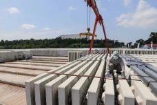 Melihat Pembuatan Slab...