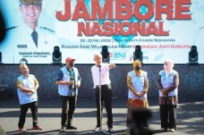 Ganjar Pranowo Hadiri...