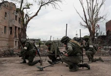 Kuasai Mariupol, Pasukan...