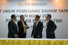 RUPST KB Bukopin Tetapkan...