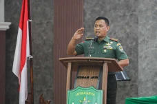 Momen Pangdam Jaya Ngopi...
