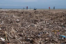 Penampakan Lautan Sampah...