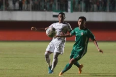 Bali United Kalahkan...