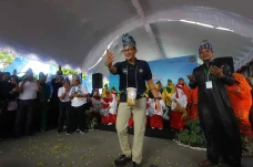 Menteri Sandiaga Uno:...