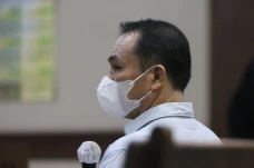 JPU KPK Tuntut Muara...