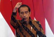 Jokowi Pimpin Rakornas...