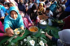 Pengukuhan Nasi Liwet...