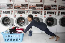 Dampak Kenaikan Tarif...