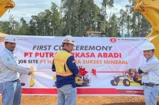 Putra Perkasa Abadi...