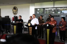 Kasus Korupsi Pengadaan...