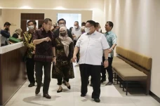 Ketua Bawaslu dan Anggota...