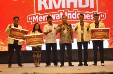 Apresiasi Pengabdian...
