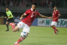 Hokky Caraka Ngamuk,...