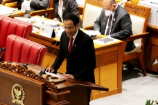 DPR Sahkan RUU Pendidikan...